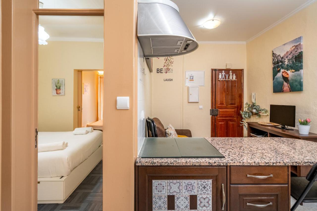 Cozy One Bedroom Apt In Historic Location - Carmo Lizbona Zewnętrze zdjęcie